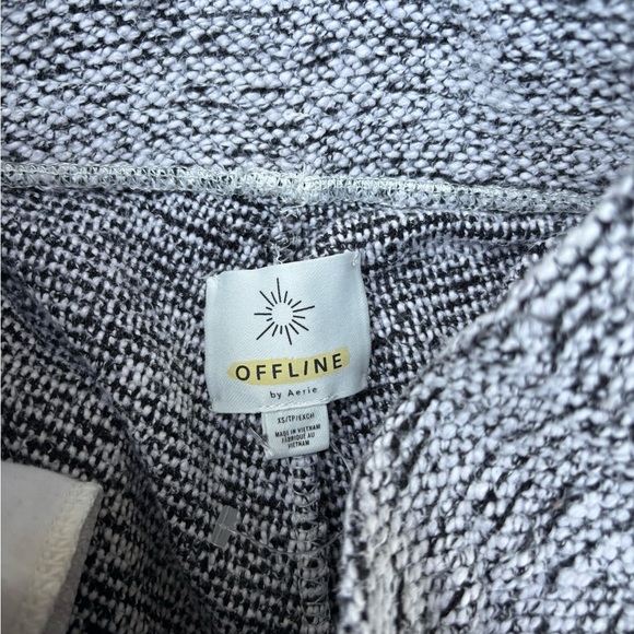 Aerie Black and White Textured Knit Pants - Picture 2 of 3